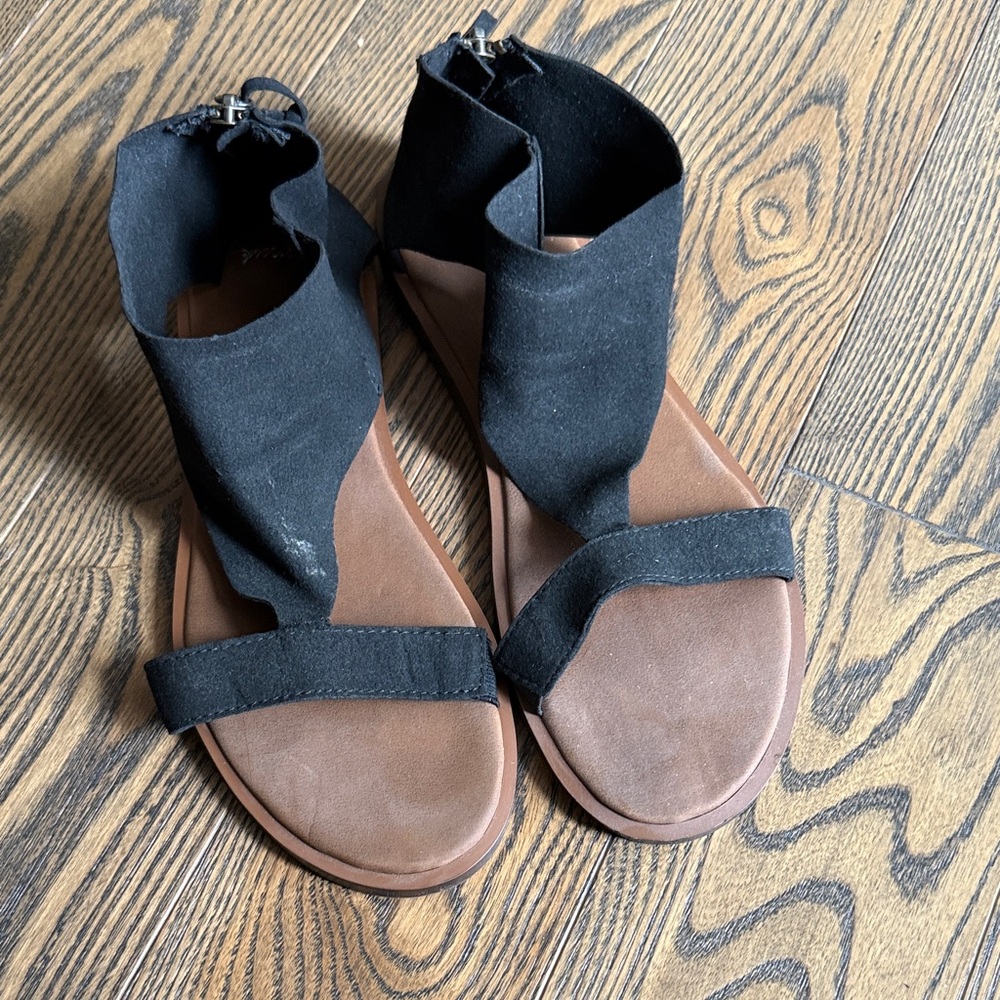 Sanuk Black and Brown Open-Toe Ankle Wrap Sandals for Women